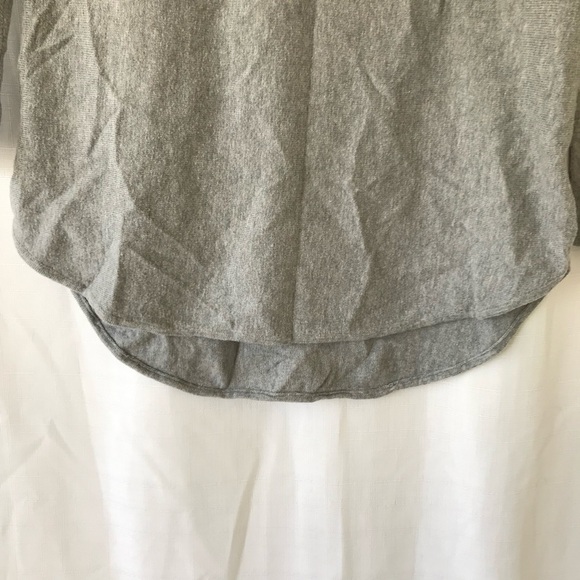 Micheal micheal kors gray long sleeve lightweight sweater size medium - Picture 3 of 10